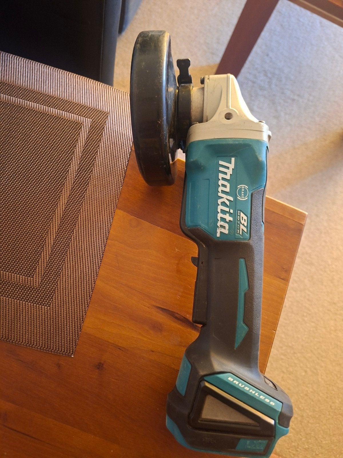 Makita DGA508 een DGA504, Ophalen, Zo goed als nieuw, 1000 watt of meer, Haakse handslijpmachine