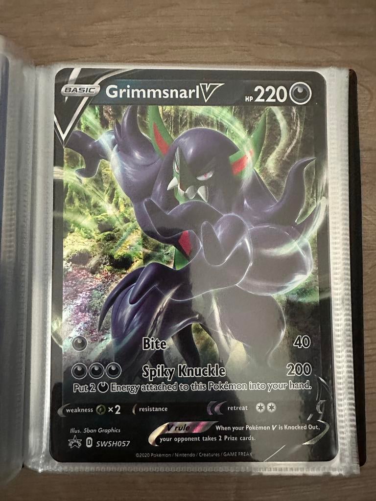Grimmsnarl V oversized jumbo pokemon kaart swsh057, Ophalen of Verzenden, Nieuw, Losse kaart, Foil