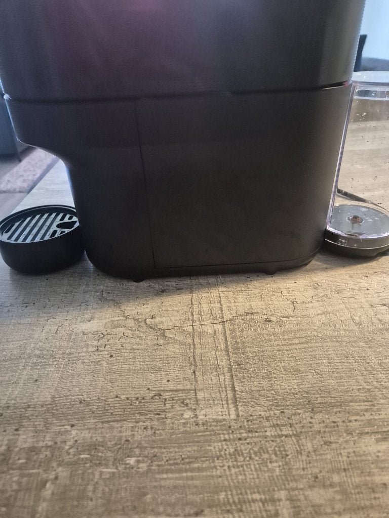Nespresso Vertuo, Ophalen of Verzenden, Zo goed als nieuw, Koffiemachine, Koffiepads en cups