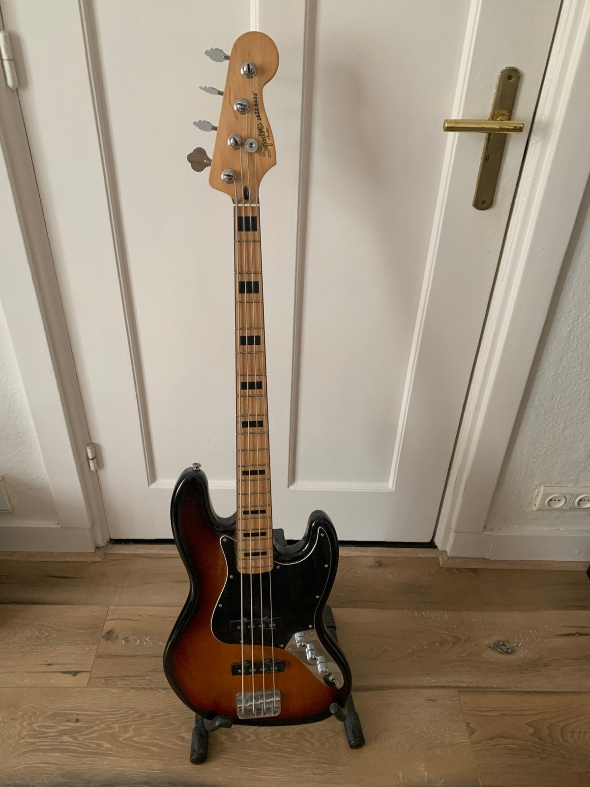 Squier Vintage Modified Jazz Bass 70’ (2011) - Sunburst, Ophalen, Zo goed als nieuw, Elektrisch