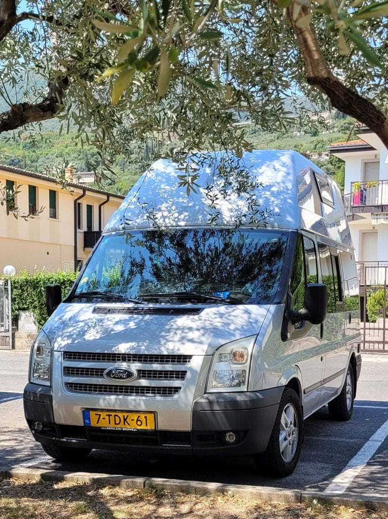 Ford Nugget Hoogdak: slechts 110.000 km en in topconditie!, Caravans en Kamperen, Campers, Chemisch toilet, Buscamper of Camperbus