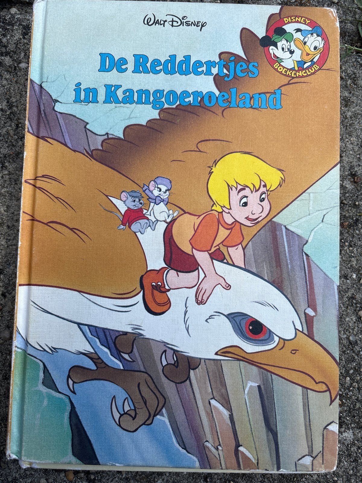 Walt Disney: De Reddertjes in Kangeroeland (1992), Boeken, Ophalen of Verzenden, Gelezen, Fictie