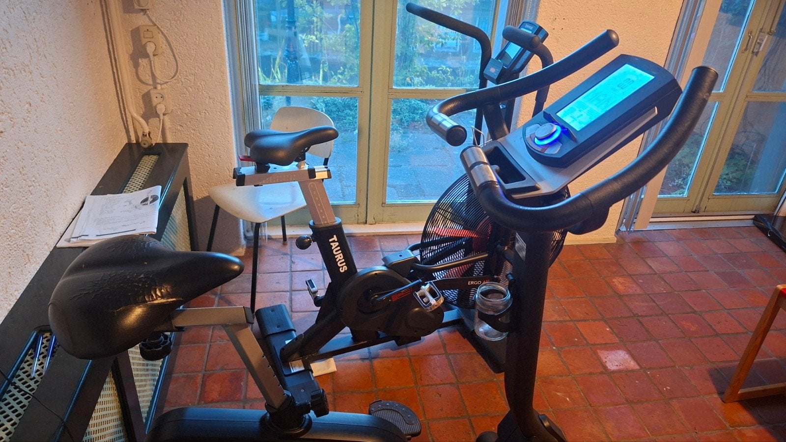 Cardiostrong BX60 Hometrainer, Ophalen, Gebruikt, Metaal, Benen