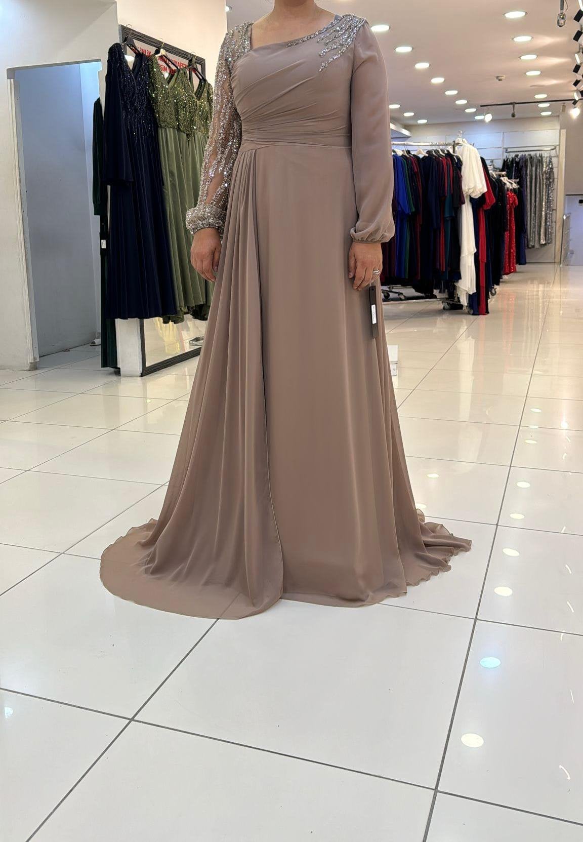 Avondjurk Poeder Roze, Kleding | Dames, Gelegenheidskleding, Galajurk, Maat 42/44 (L), Ophalen of Verzenden, Zo goed als nieuw