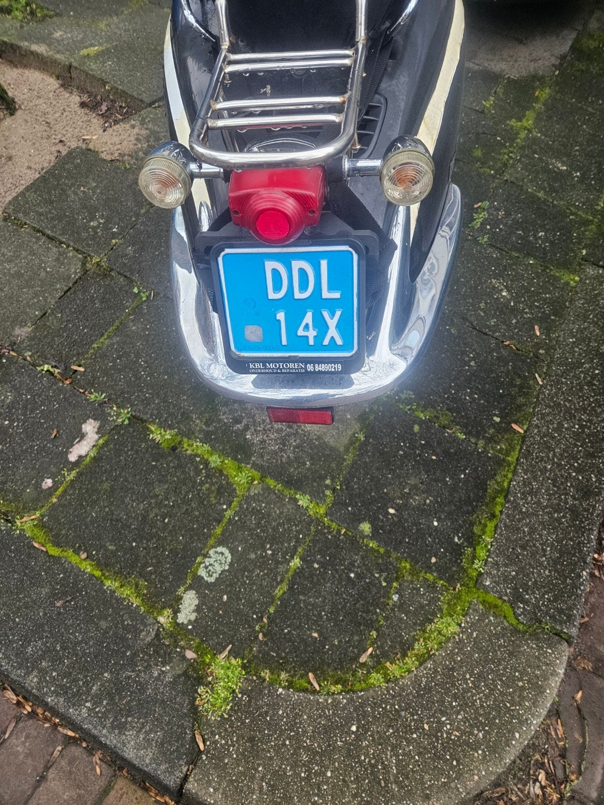 Retro scooter, Fietsen en Brommers, Snorfietsen en Snorscooters, Ophalen of Verzenden, Gebruikt, Benzine, Overige merken