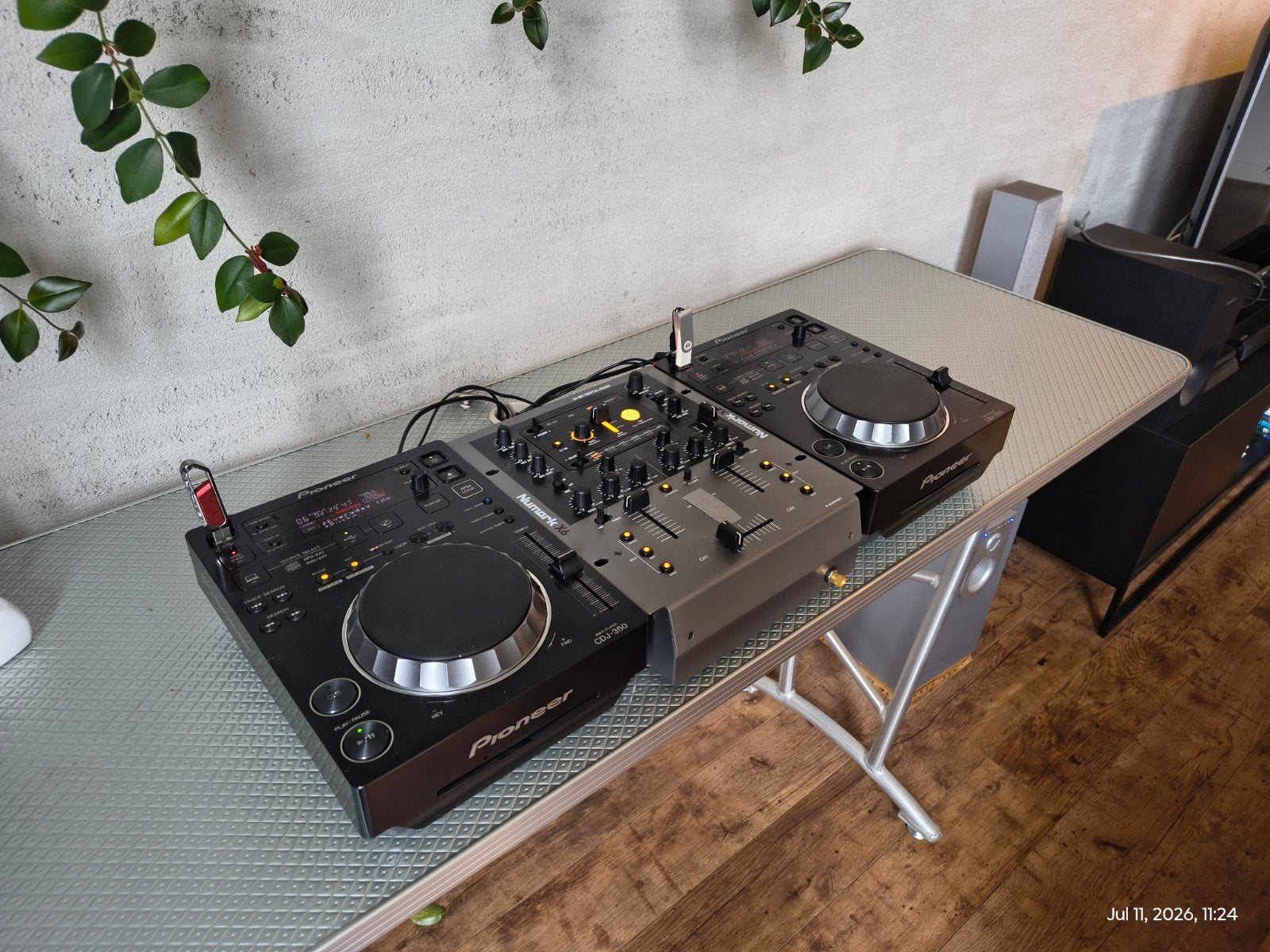 Pioneer CDJ-350 + Numark X6 DJ set compleet met tafel, Ophalen, Gebruikt, Dj-set, Pioneer