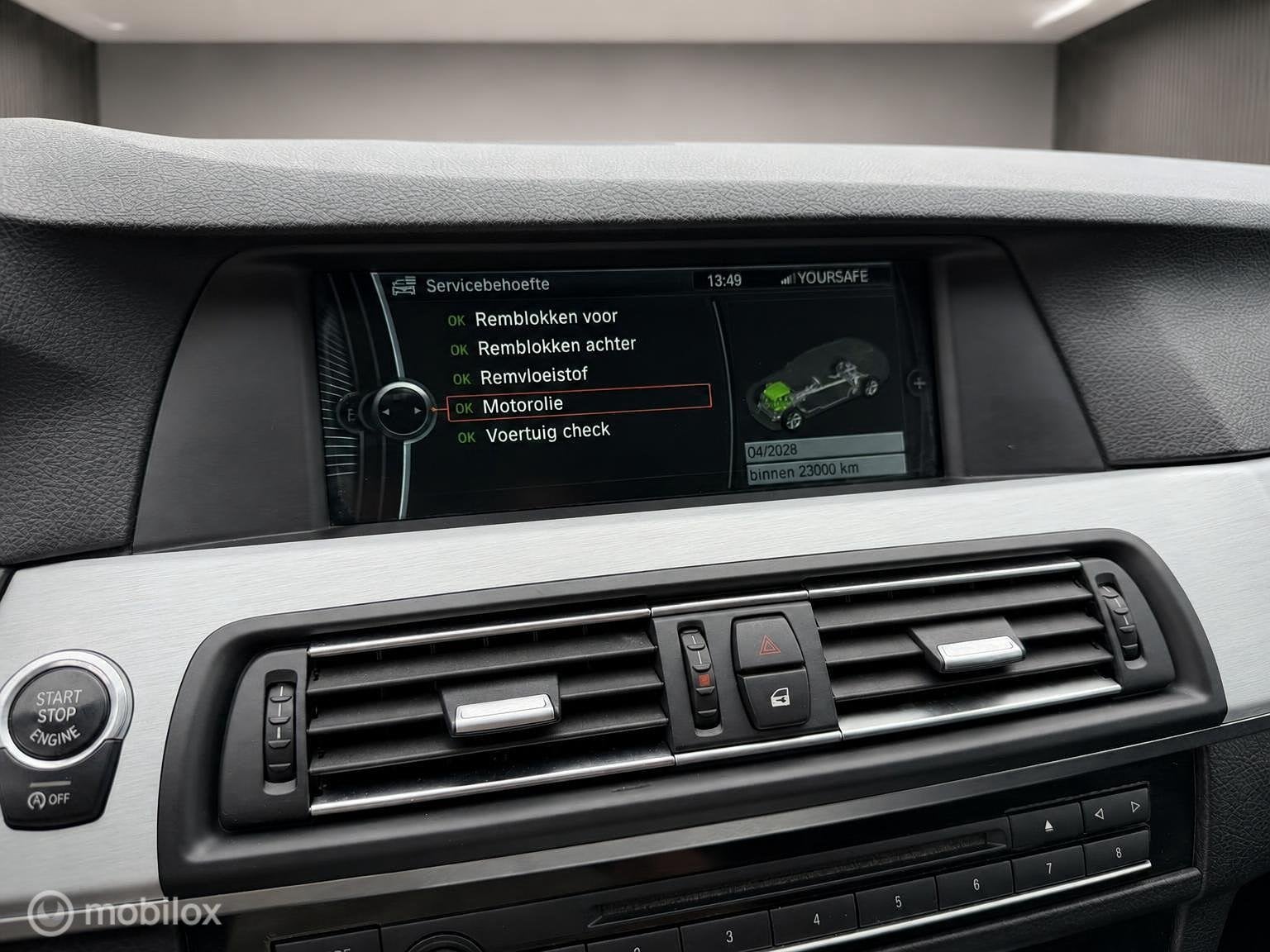 Foto 12 van BMW 5-serie Touring 520i High Executive