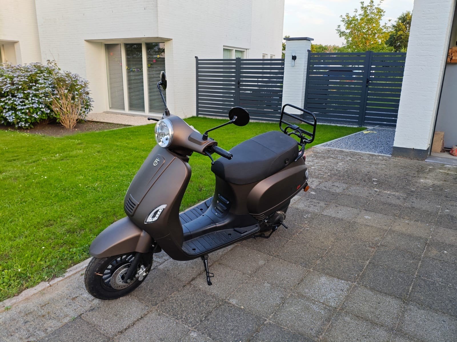 BTC Riva EFI snorscooter - Slechts 328 km gereden, Zo goed als nieuw, Benzine, Ophalen, Overige merken