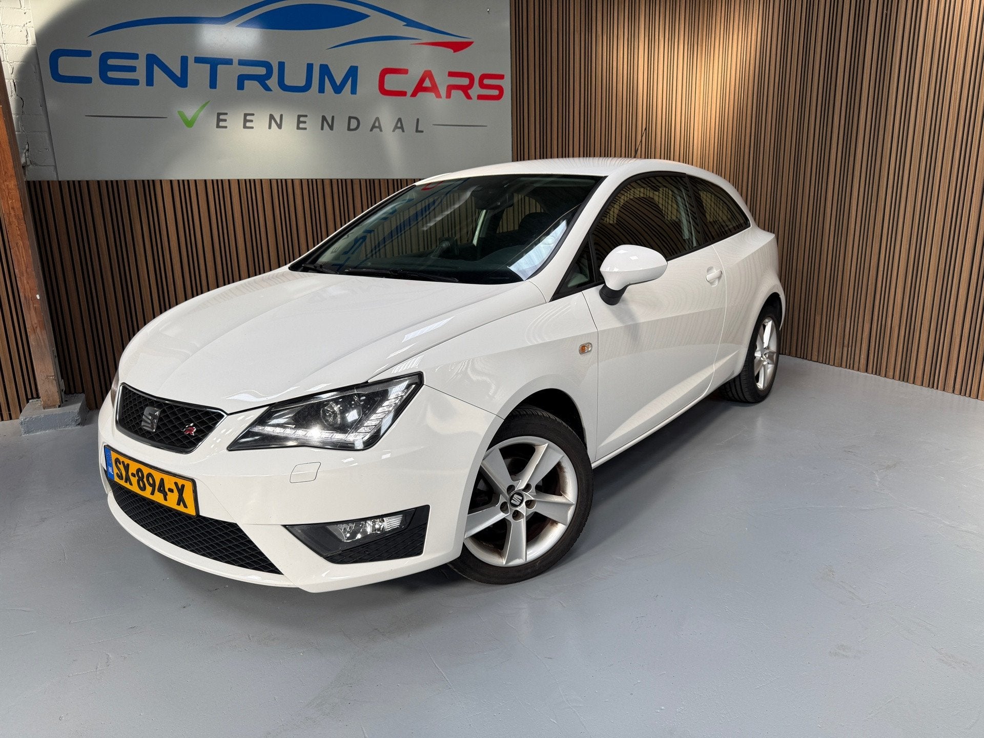 Seat Ibiza SC 1.2 TSI FR, Schade & storingsvrij, Nieuwe APK, Voorwielaandrijving, Euro 5, Stof, Zwart