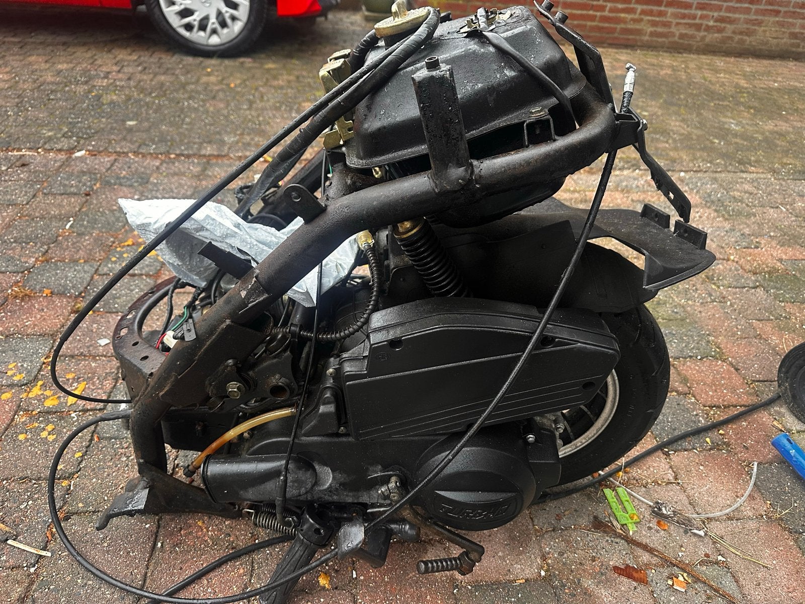 Achterframe 125cc GY6 AGM BTC Riva Senzo La Souris, Ophalen, Gebruikt, Frame, Overige merken
