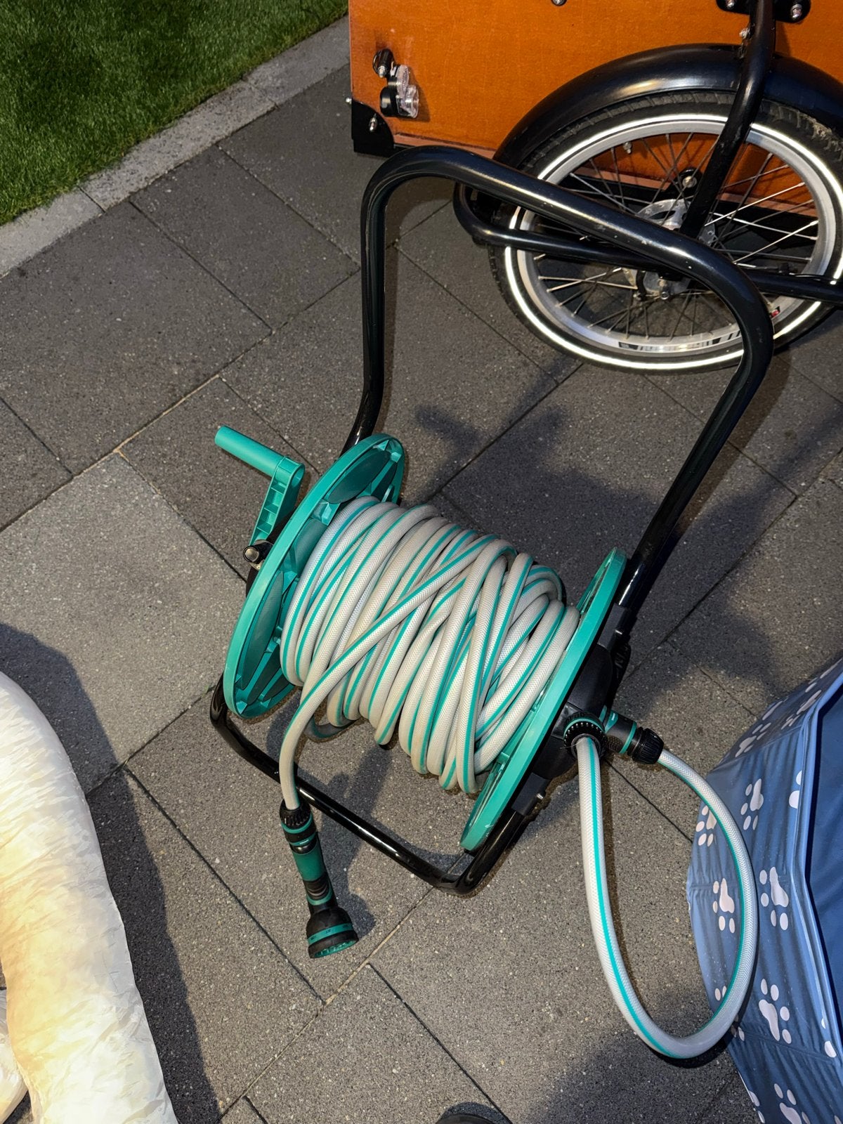 Tuinslang met haspel / slangenwagen - Zo goed als nieuw, Tuin en Terras, Ophalen, Zo goed als nieuw, Tuinslang