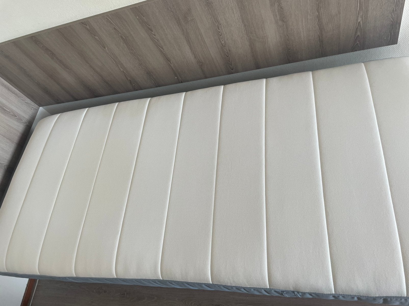 VESTERÖY IKEA MATRESS | POCKET SPRUNG | FIRM | 90x200, Ophalen, 90 cm, Eenpersoons, Zo goed als nieuw