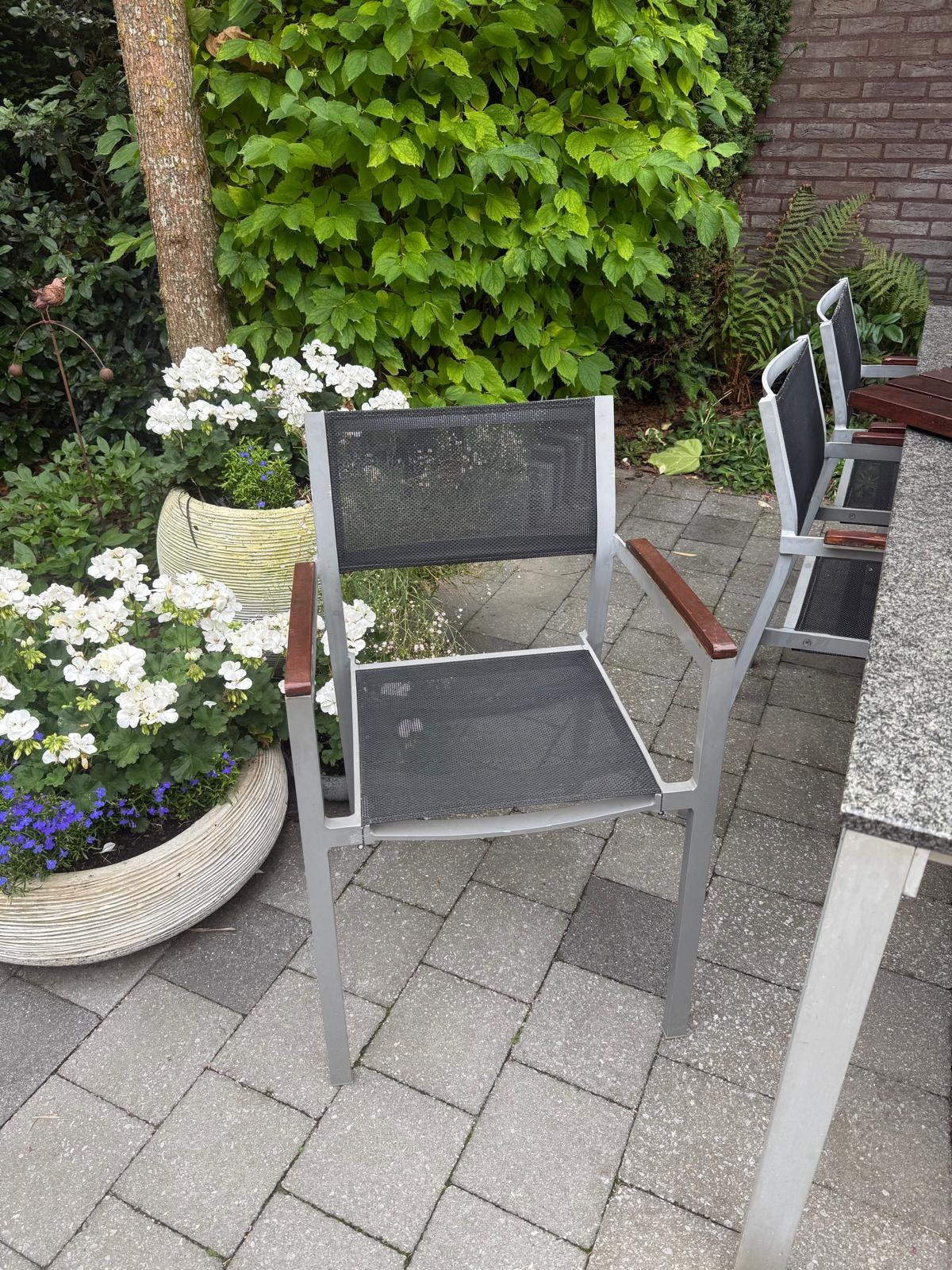 6 tuinstoelen en 2 ligstoelen, Ophalen, Overige materialen, Gebruikt, 6 zitplaatsen