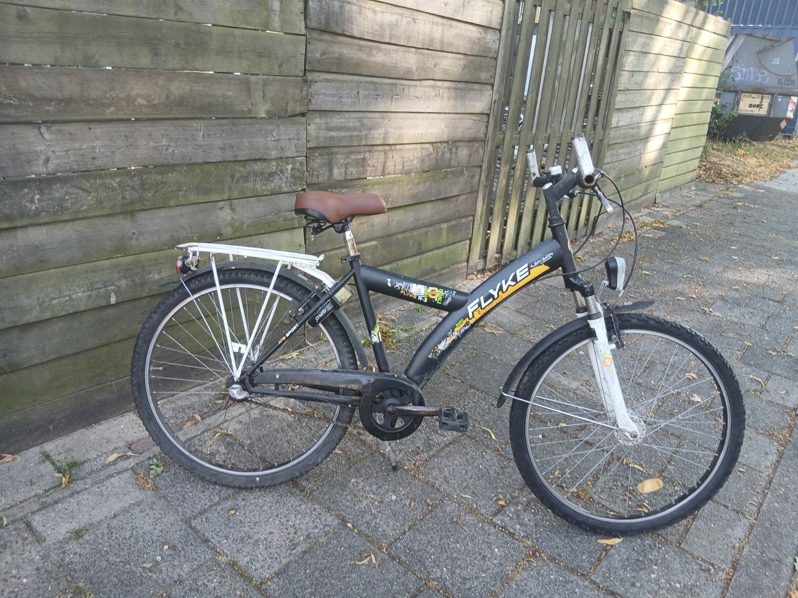 jonge fiets 26 inch met achter rem 3  versnellingen, Ophalen, Terugtraprem, Gebruikt, Heren