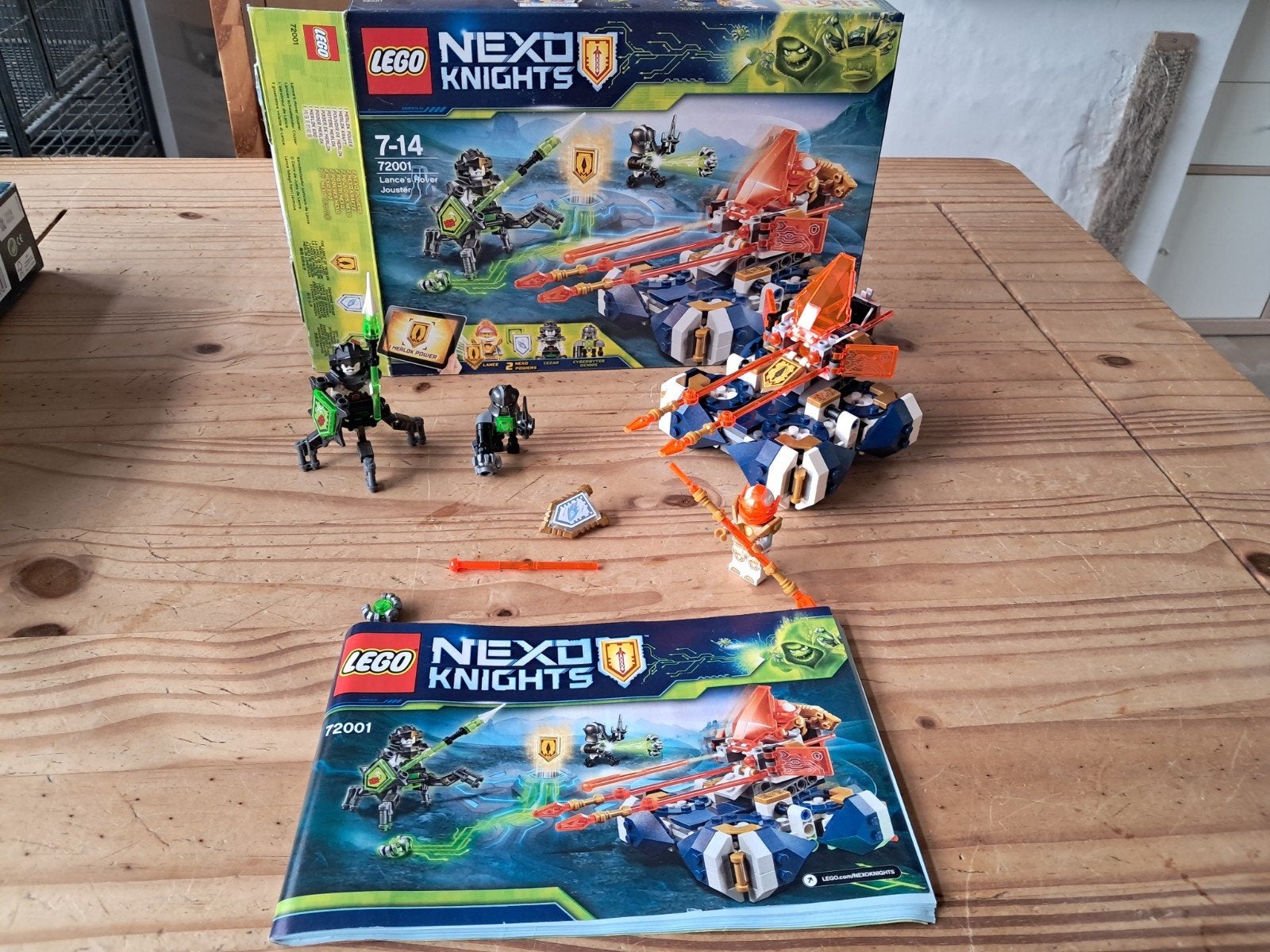 LEGO NEXO knights 72001 lance's hover jouster, Overige thema's, Lego, Ophalen of Verzenden, Zo goed als nieuw