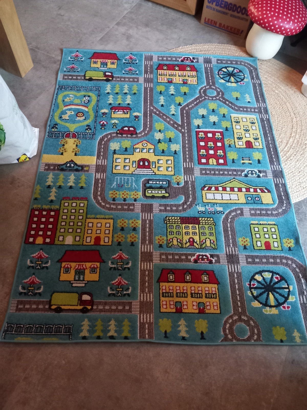 Speelkleed Stad met Wegen en Gebouwen - Kinderkamer, Ophalen, 100 tot 150 cm, Zo goed als nieuw, 150 tot 200 cm