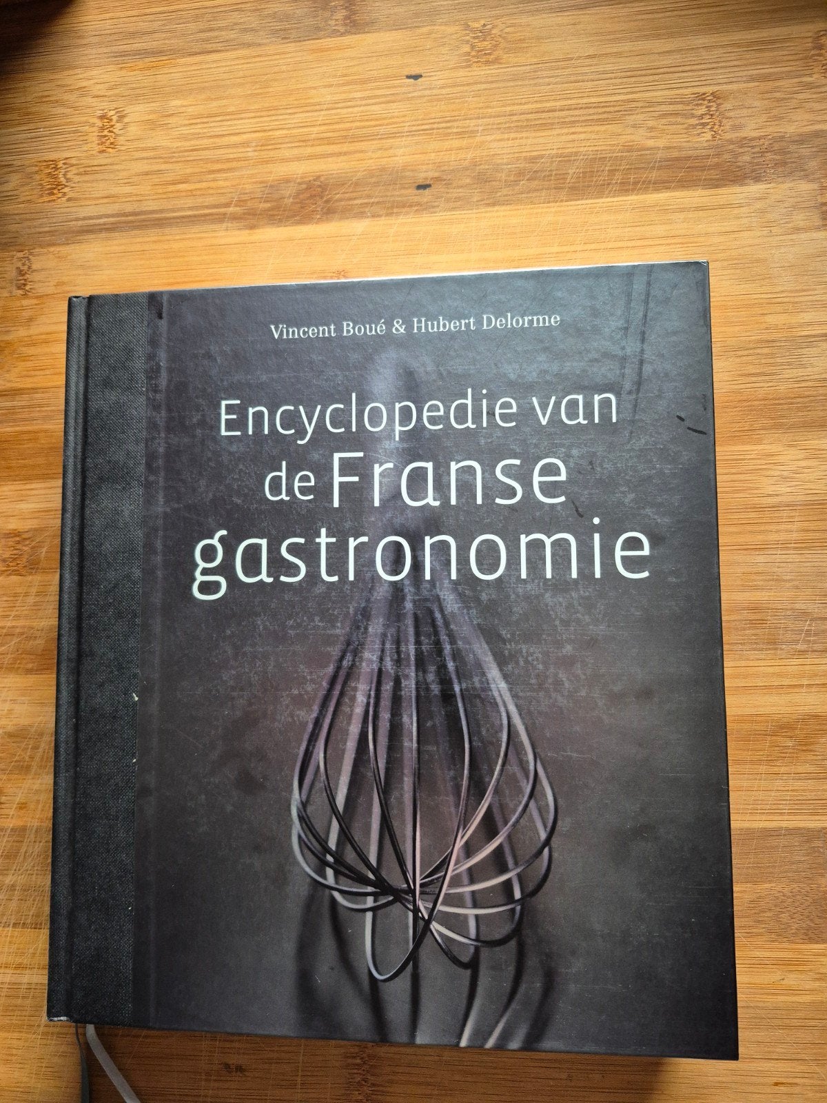 Encyclopedie van de Franse gastronomie + DVD, Vincent Boué & Hubert Delorme, Hoofdgerechten, Ophalen of Verzenden, Zo goed als nieuw