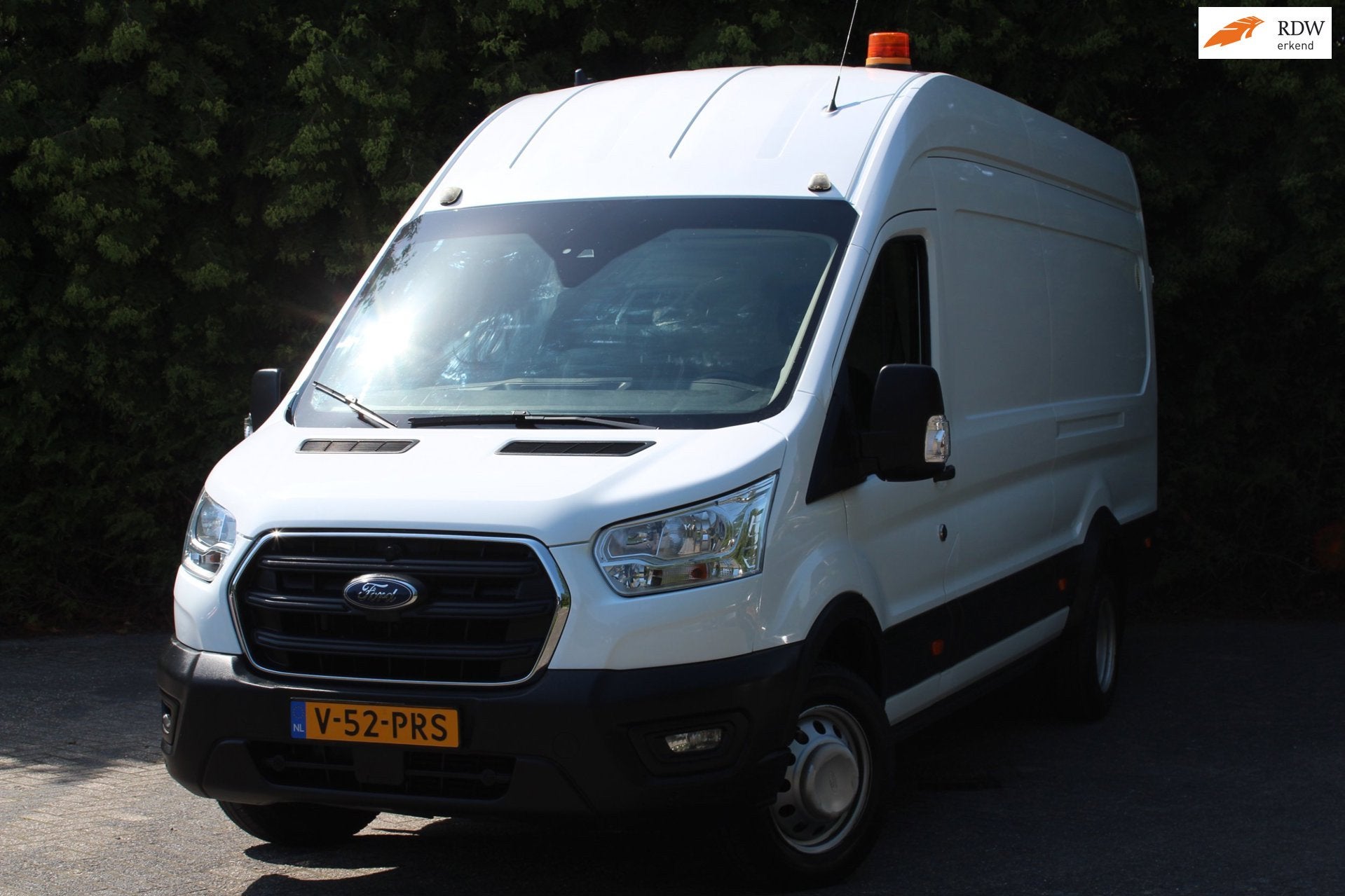 Ford TRANSIT 350 2.0 TDCI L4H3 Trend RWD, 13 km/l, Achterwielaandrijving, Euro 6, 4 cilinders