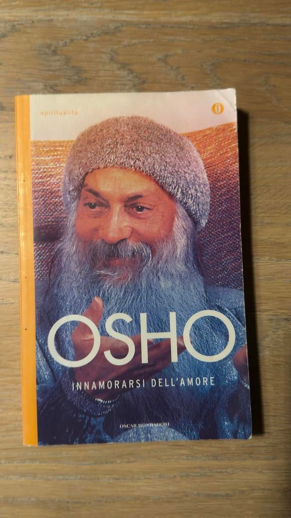Osho - Innamorarsi dell'amore (Italiaans), Ophalen of Verzenden, Zo goed als nieuw