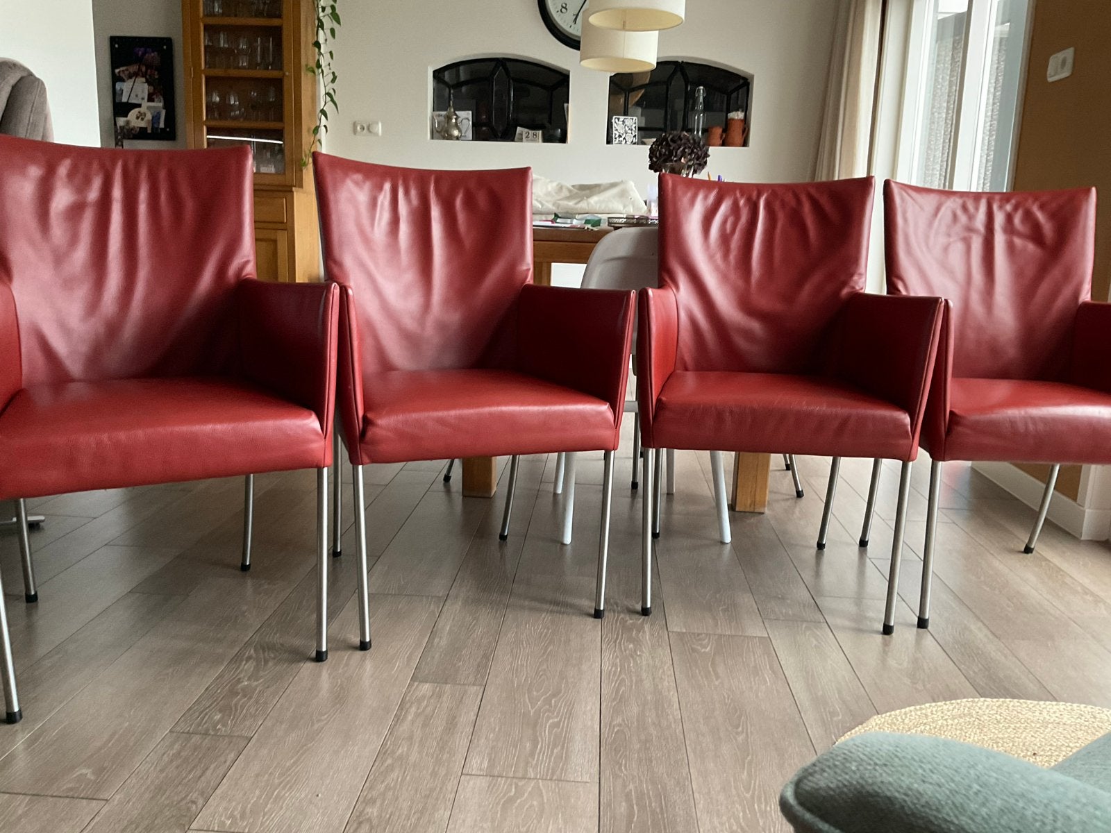 4x Rode leren eetkamerstoelen met armleuning, Ophalen, Gebruikt, Leer, Vier