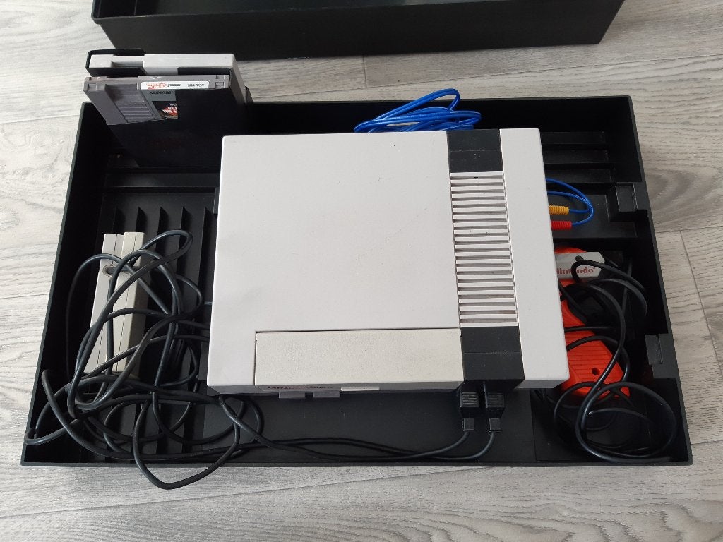 Nintendo Video Game Center, Spelcomputers en Games, Ophalen of Verzenden, Zo goed als nieuw, Switch