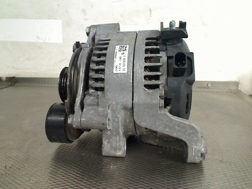 Dynamo BMW 1 serie (F20) (2015-07/2019-06) 1042110591, Gebruikt, Petuelring 130, München 80809, , Duitsland, BMW, Bayerische Motoren Werke AG