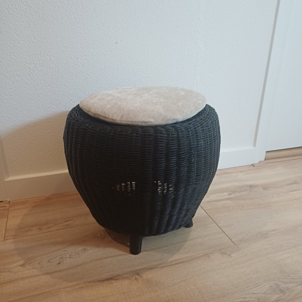 Vintage rotan krukje, Huis en Inrichting, Ophalen, Overige materialen