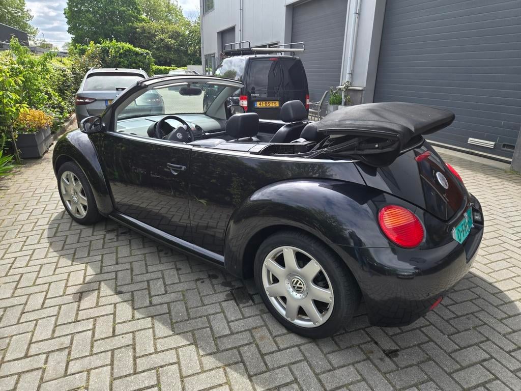 Volkswagen 2004 Zwart 172000 nap. Nieuwe apk, Auto's, Volkswagen, 4 stoelen, Zwart, Bedrijf, 115 pk