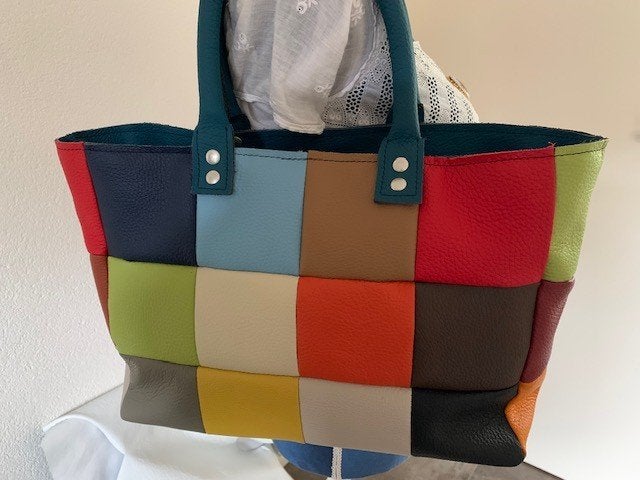 Leren tas shopper patchwork gekleurde lapjes nieuw, Ophalen of Verzenden, Nieuw, Overige kleuren, Shopper
