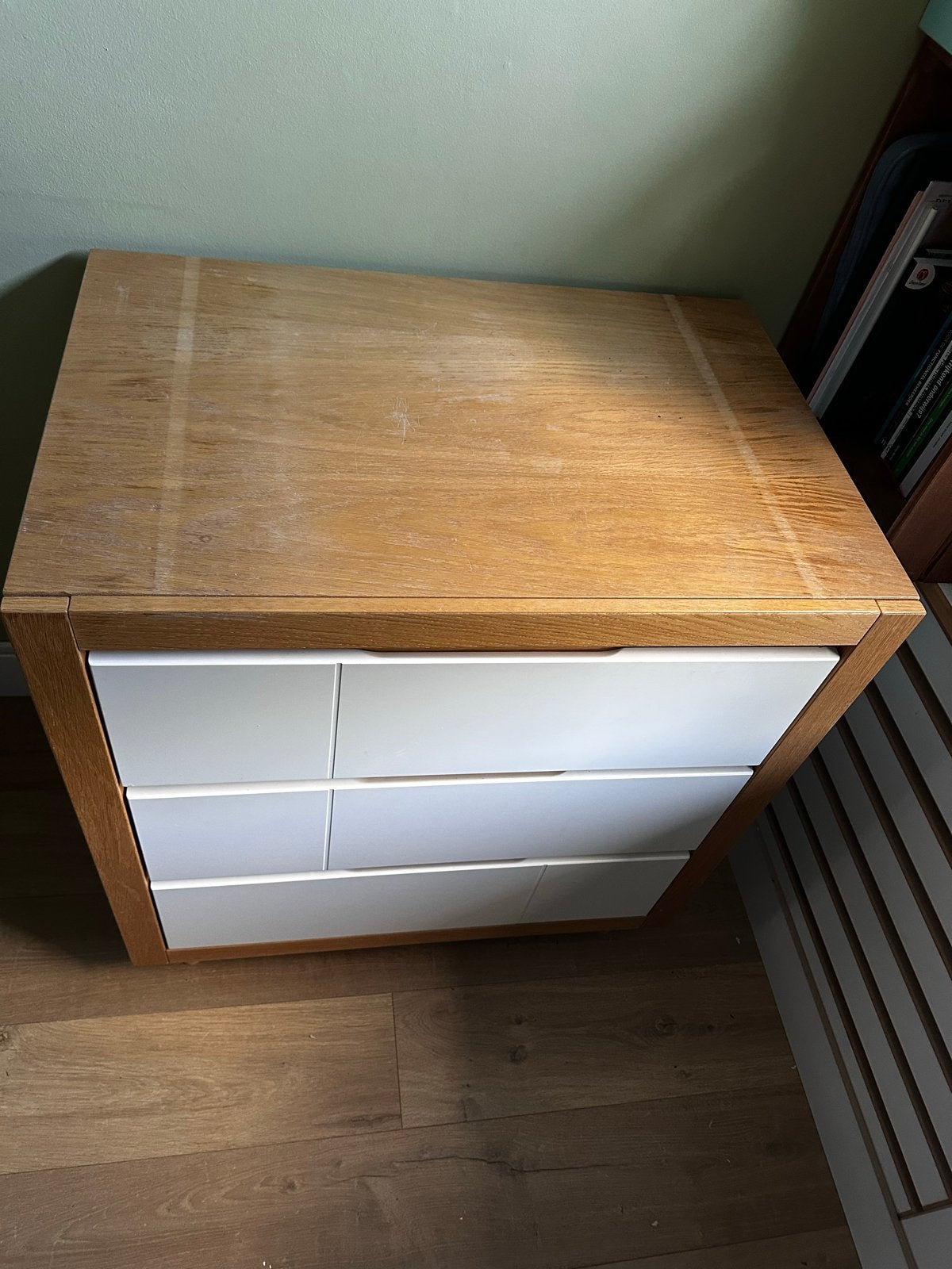 Petit Amelie Commode met witte lades incl bladvergroter, Gebruikt, 50 tot 70 cm, 75 tot 100 cm, Commode