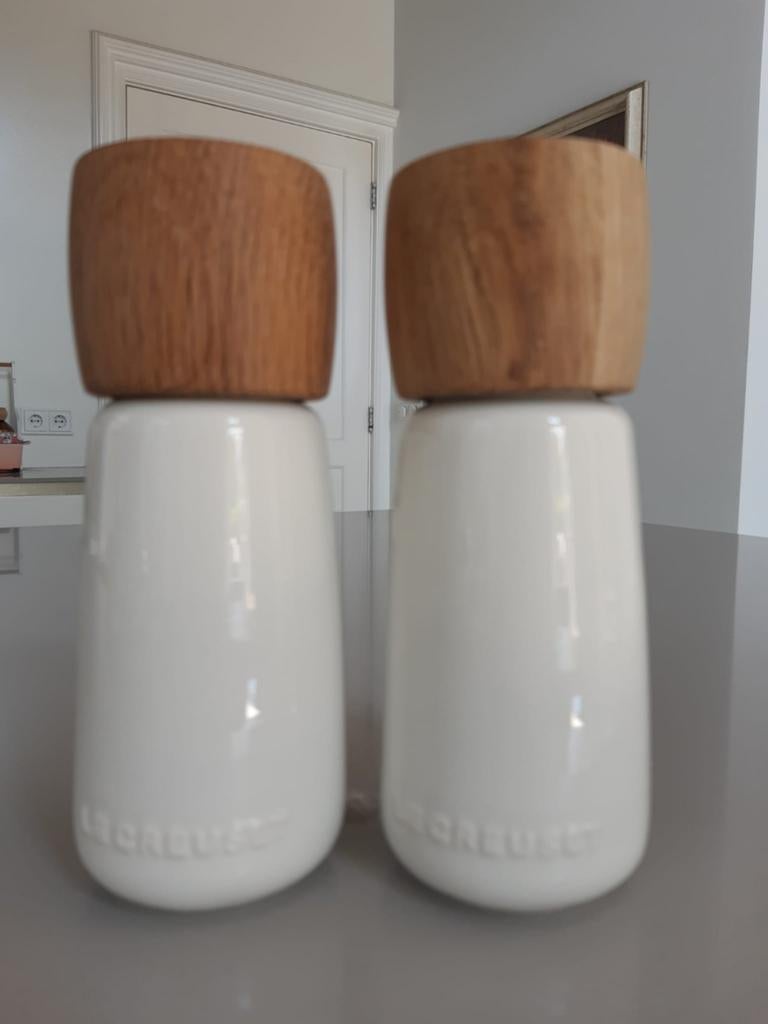 Le Creuset Peper- en Zoutmolen hoogglans wit hout, Ophalen of Verzenden, Nieuw
