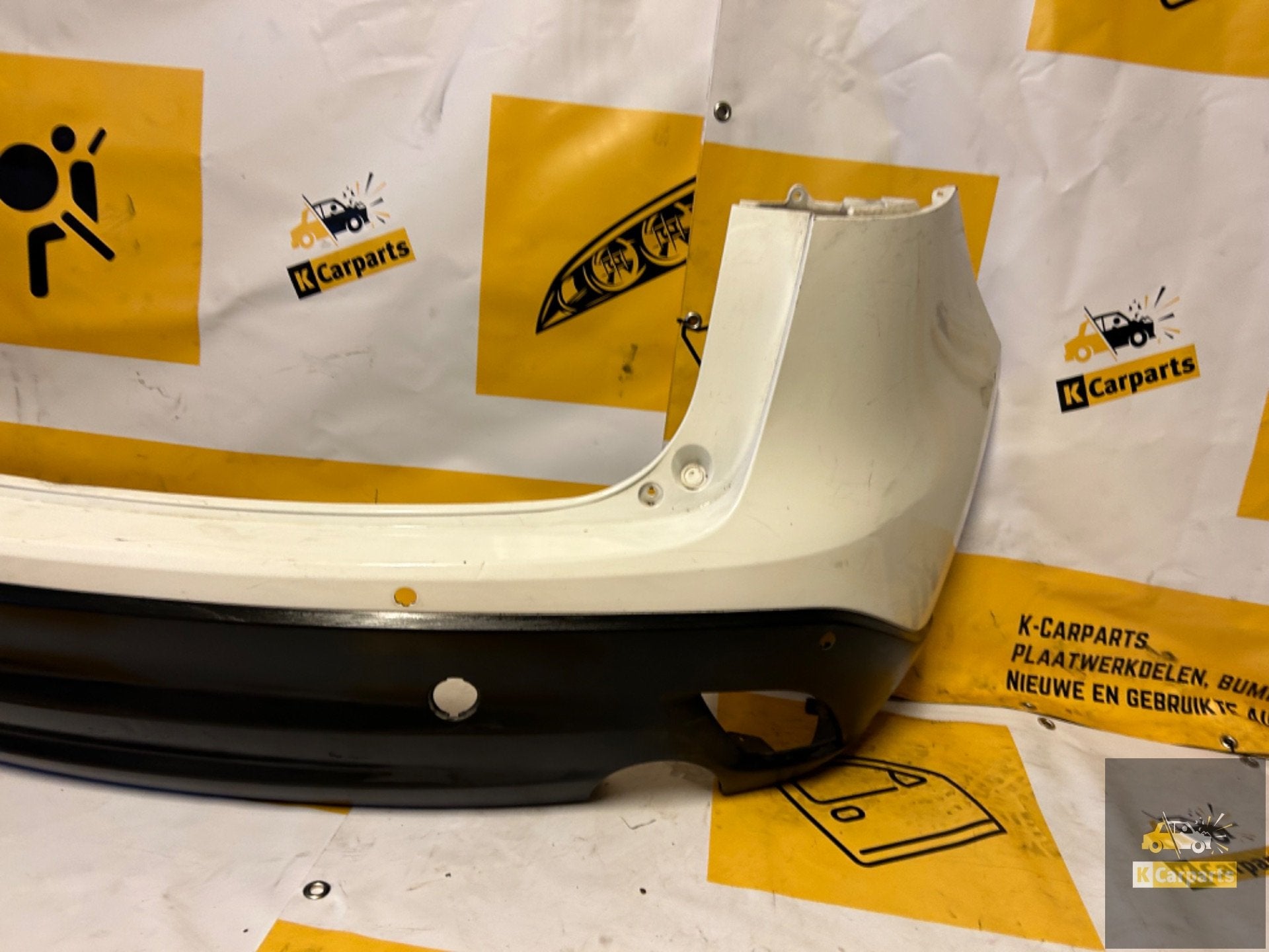 Achterbumper Mazda CX 5 KE PDC ORIGINEEL KD47 50221, Gebruikt, Shinchi, Fuchu-Cho 3-1
730-8670  Hiroshima, Mazda Motor Corporation