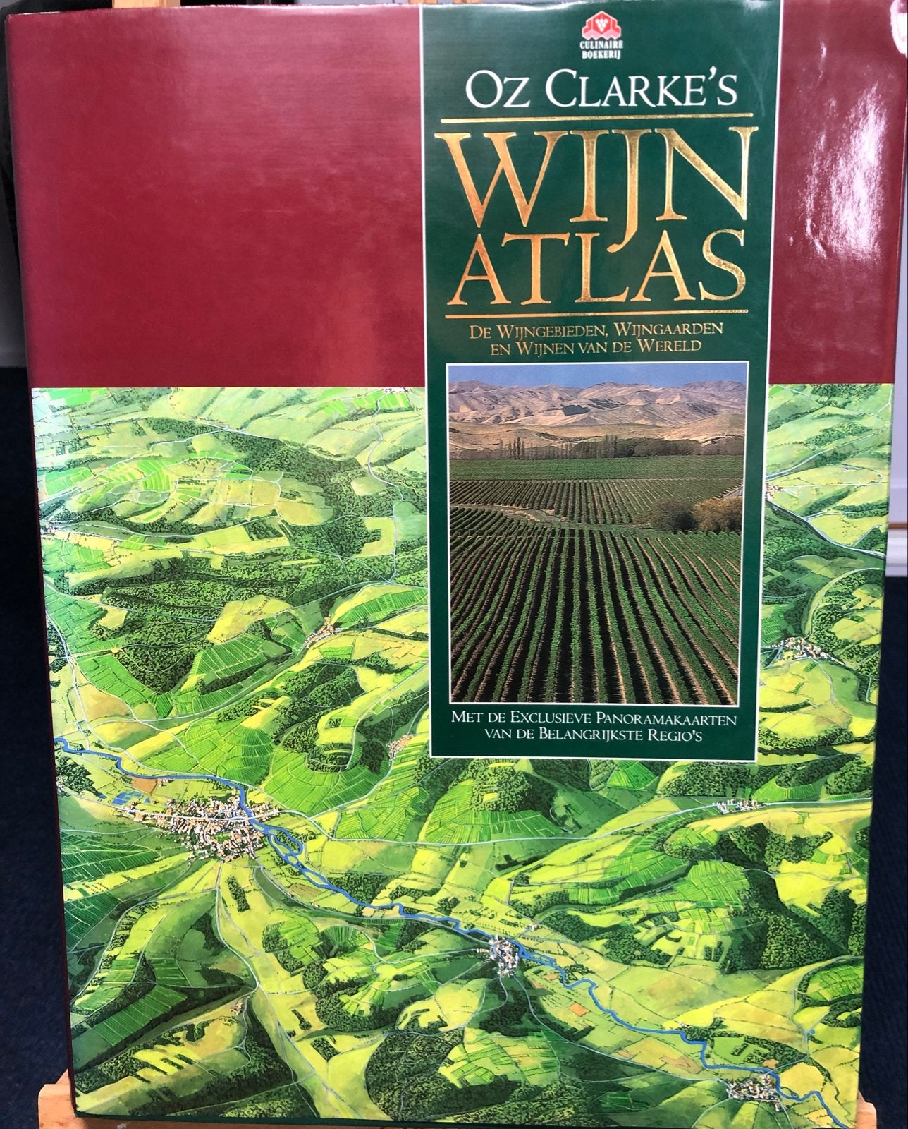 Oz Clarke's Wijnatlas: De Wijngebieden van de Wereld, Overige atlassen, 2000 tot heden, Ophalen of Verzenden, Zo goed als nieuw