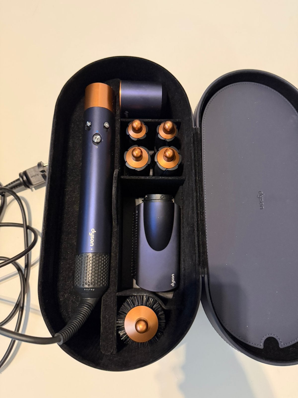 Dyson Airwrap Complete multistyler (Pruisisch blauw/Koper), Sieraden, Tassen en Uiterlijk, Uiterlijk | Haarverzorging, Ophalen of Verzenden