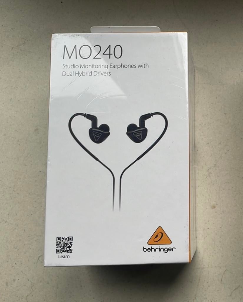 Een paar NIEUWE Behringer in-ear monitors, Ophalen of Verzenden, Zo goed als nieuw, 250 meter of meer