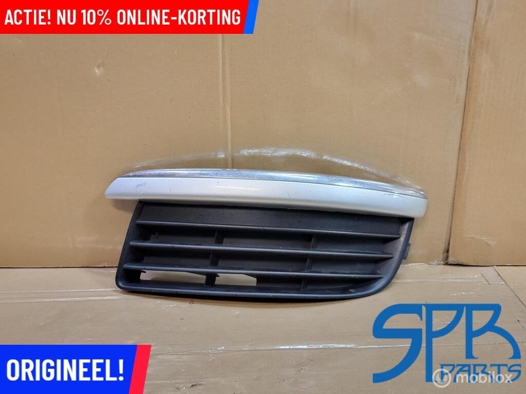 BUMPERROOSTER LINKSVOOR LA7W GOLF 5 V VARIANT JETTA 5 GRILLE
