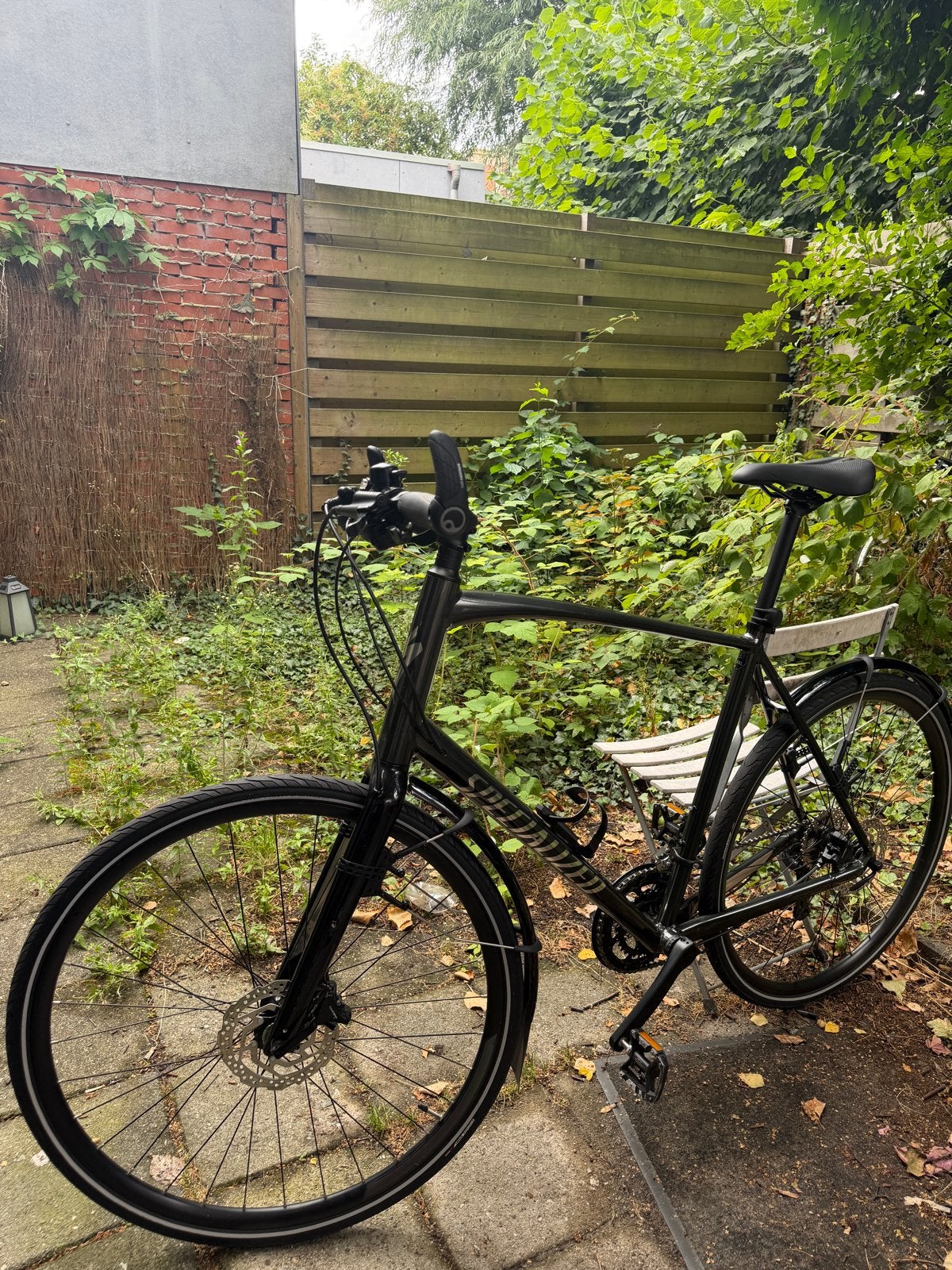 Specialized Sirrus 3, Fietsen en Brommers, Fietsen | Heren | Sportfietsen en Toerfietsen, 28 inch, Zo goed als nieuw, 61 tot 65 cm