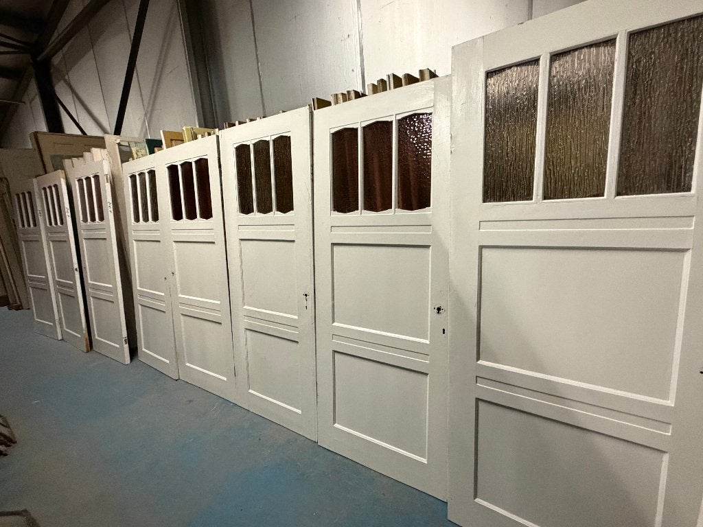 Serie antieke deuren 8 stuks circa 202x82cm, Ophalen