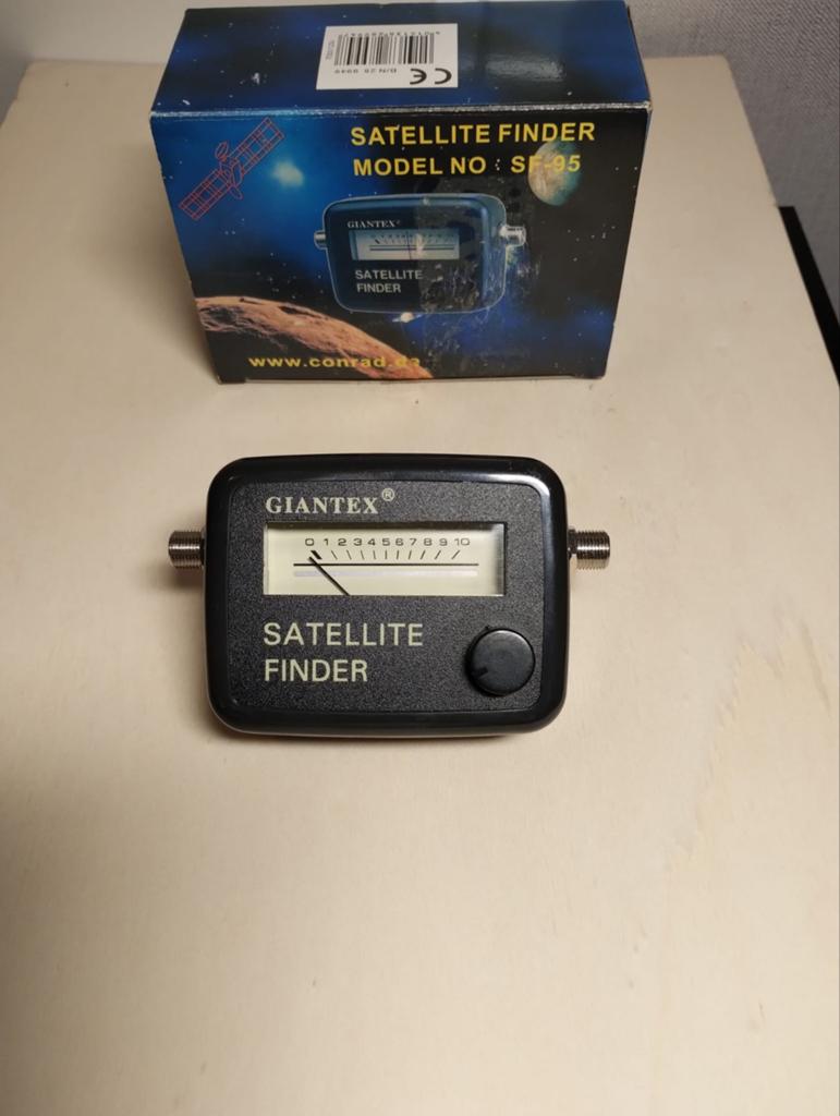 Satellite finder type sf-95 van Giantex, Ophalen of Verzenden
