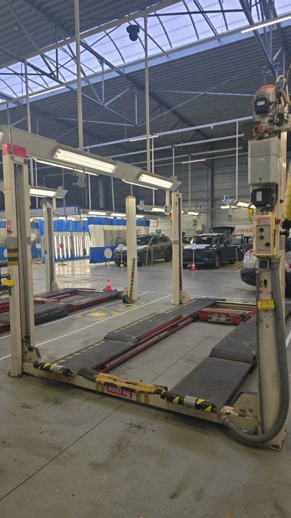 Stertil Koni 4-Koloms hefbrug 4000 Kg   Wielvrij Systeem!, Ophalen, Zo goed als nieuw