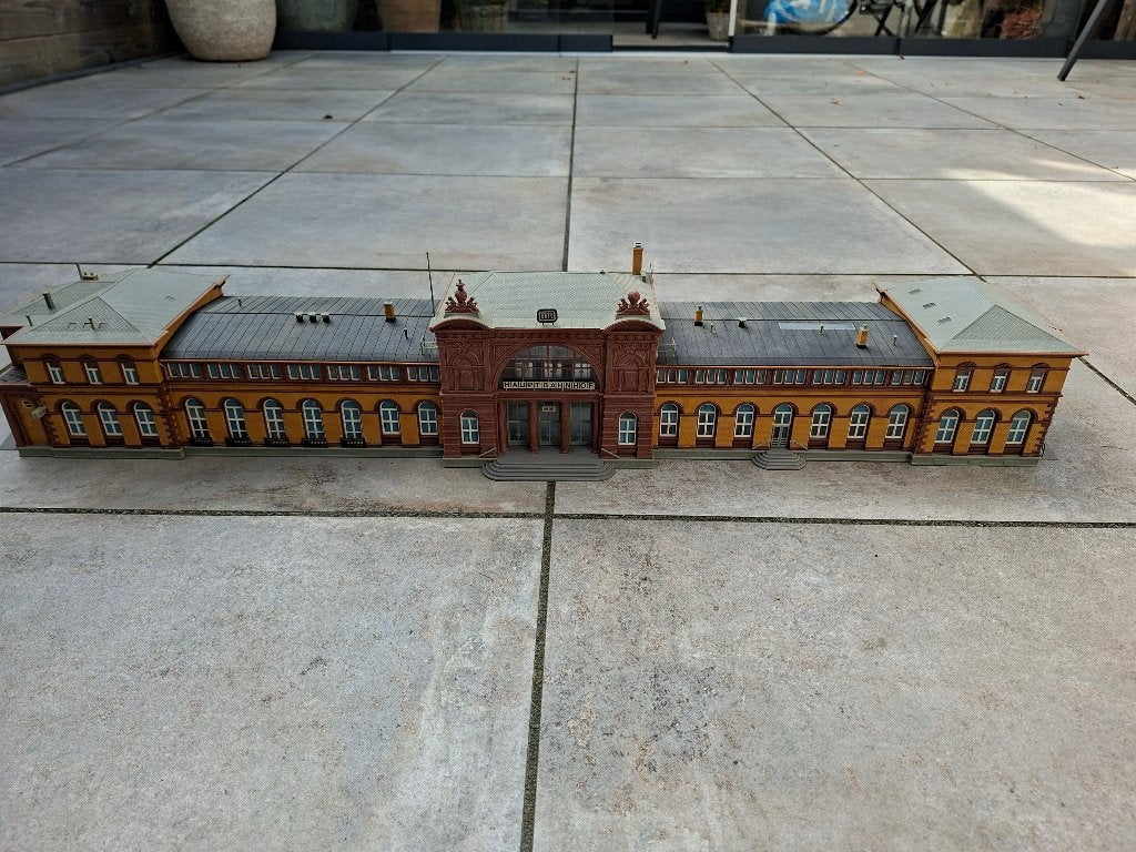 Kibri H0 9520 - Haupt Bahnhof Bonn, Hobby en Vrije tijd, Gelijkstroom of Wisselstroom, Brug, Tunnel of Gebouw, Zo goed als nieuw