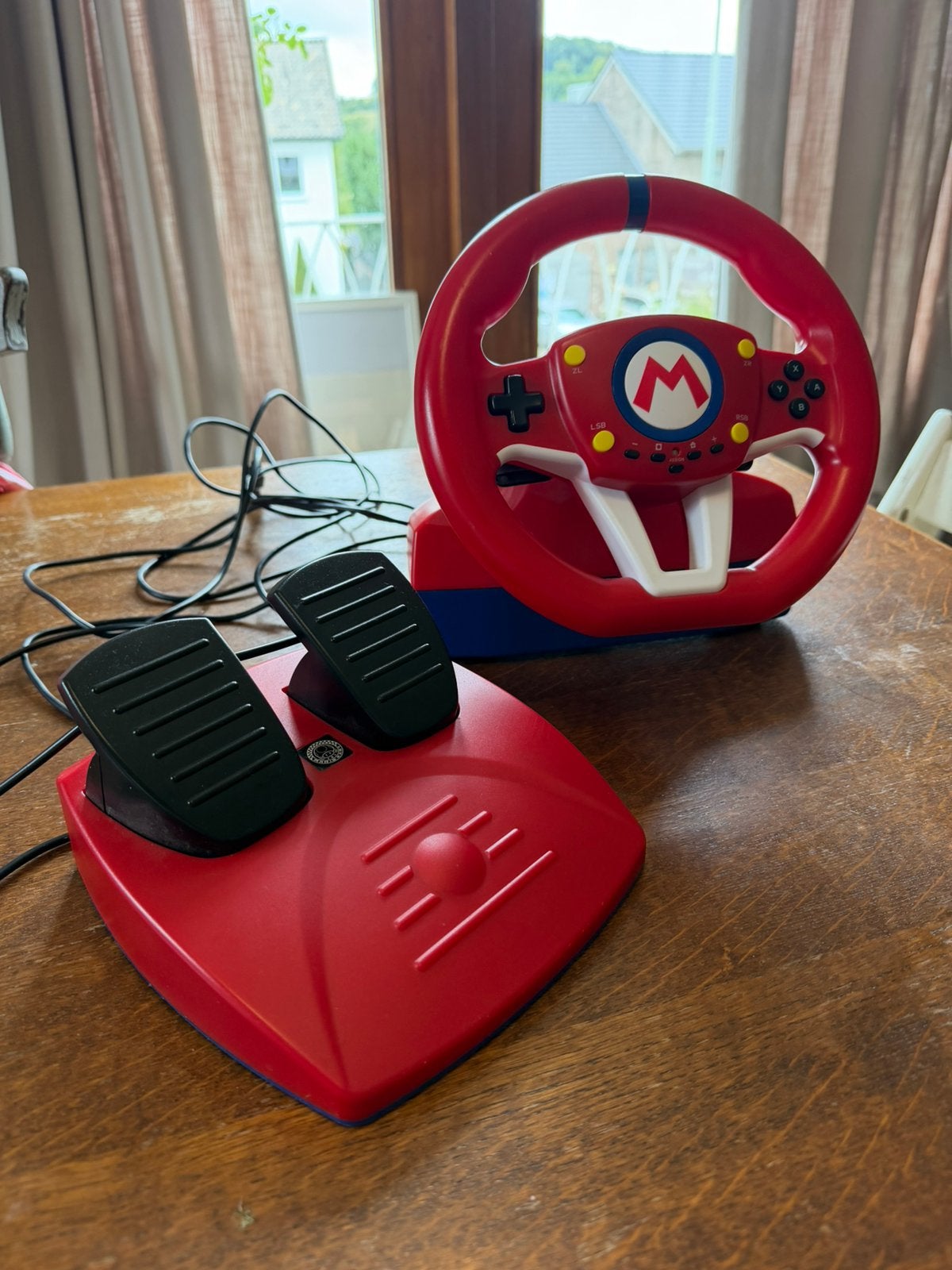 HORI - Mario Kart Racing stuur en pedalen Nintendo Switch, Ophalen of Verzenden, Gebruikt