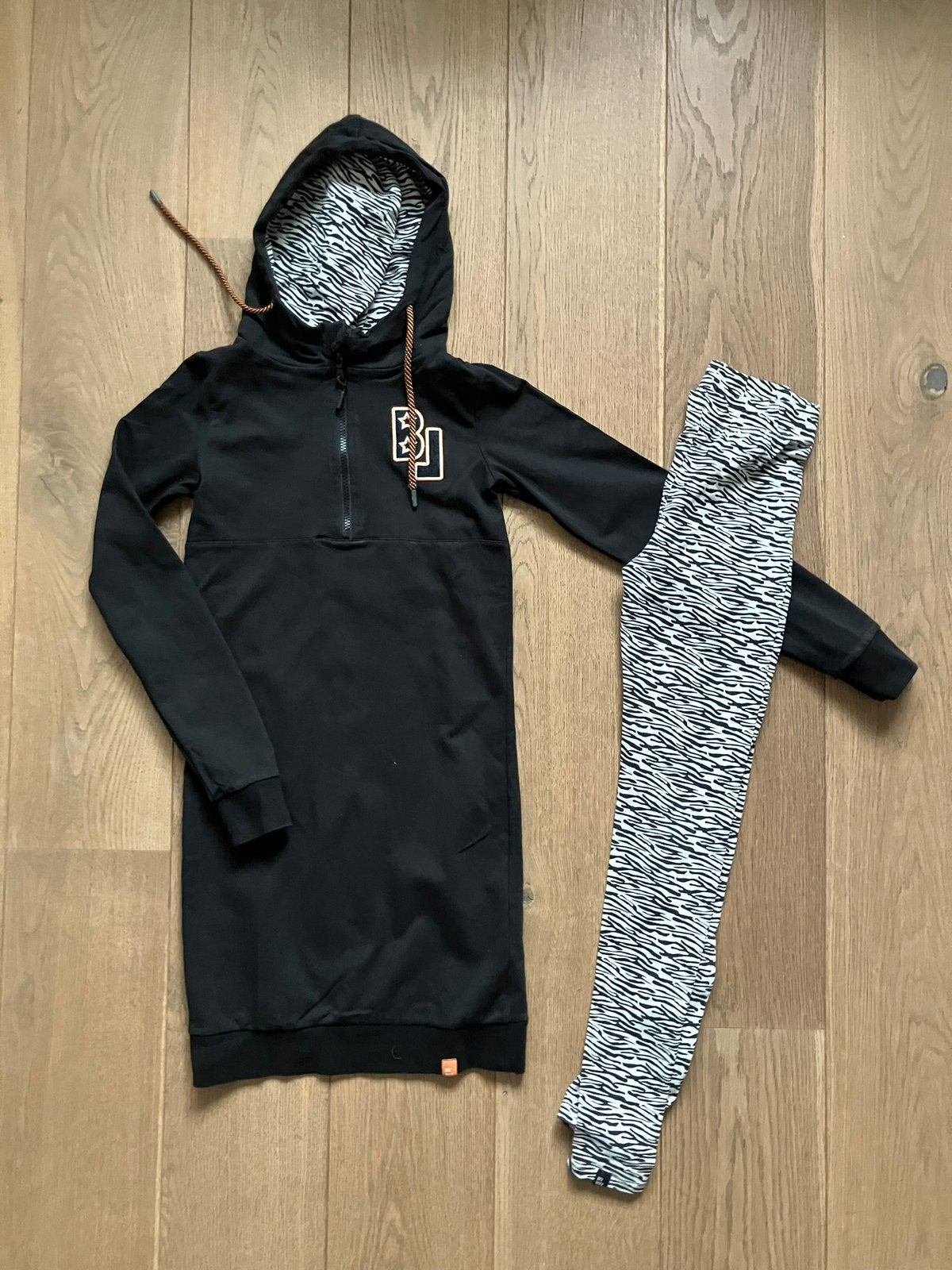 Jurk + legging Billy & Lilly maat 158/164, Kinderen en Baby's, Kinderkleding | Maat 158, Meisje, Ophalen of Verzenden, Zo goed als nieuw
