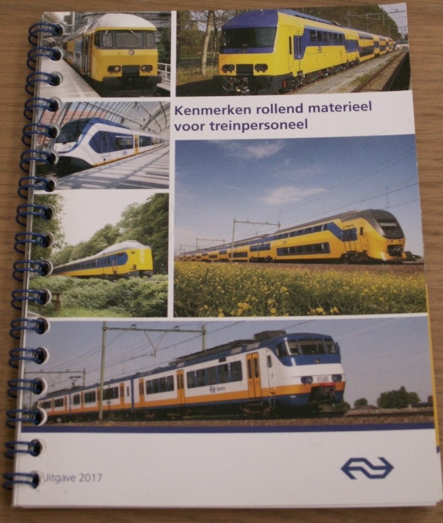 Boekje kenmerken rollend materieel voor treinpersoneel, Ophalen of Verzenden, Nieuw, Trein, Overige typen