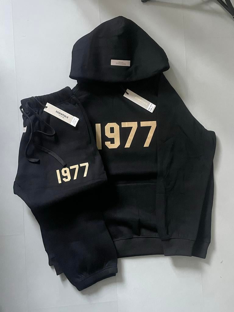 Essentials Fear of God 1977 Trainingspak Zwart, Kleding | Heren, Verzenden, Nieuw, Maat 52/54 (L), Zwart