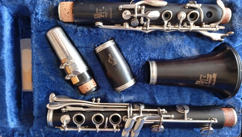 Klarinet Atelier: Gereviseerde Boosey & Hawkes Bes Klarinet, Muziek en Instrumenten, Blaasinstrumenten | Klarinetten, Ophalen of Verzenden