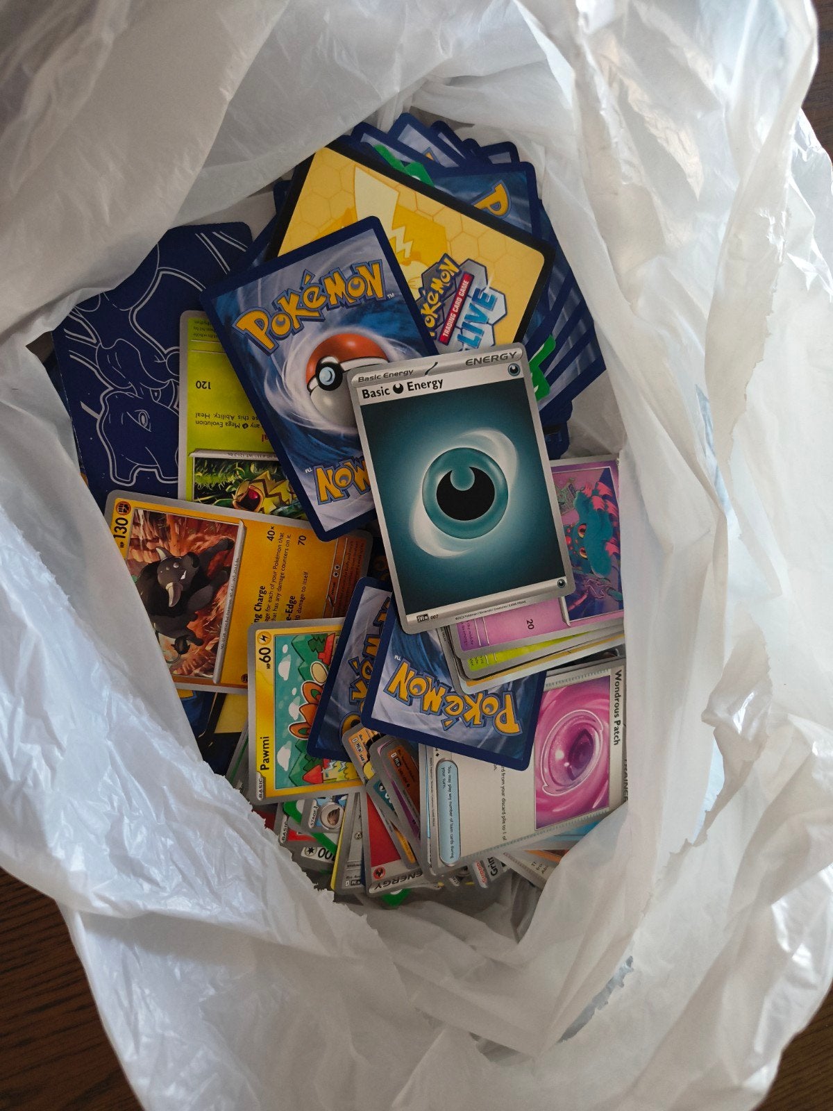 Grote verzameling 175 Pokémon kaarten + 28 live kaarten, Verzenden, Gebruikt, Meerdere kaarten