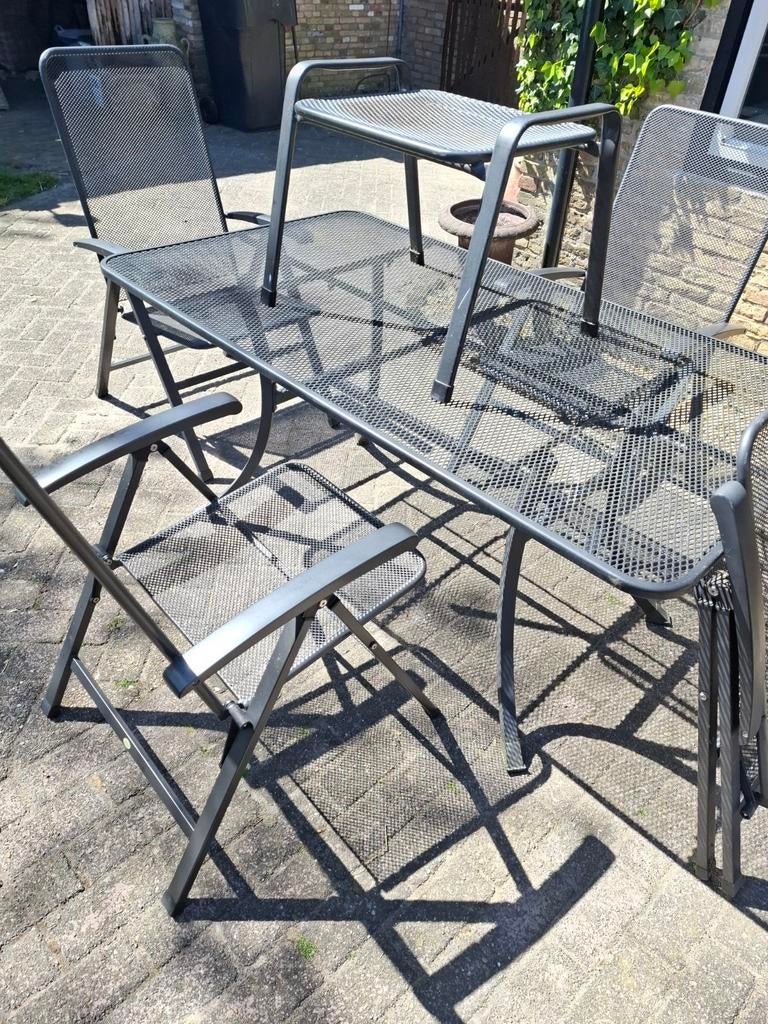 4 merkstoelen mwh opklapbaar  met tafel, Ophalen of Verzenden, Bijzettafel