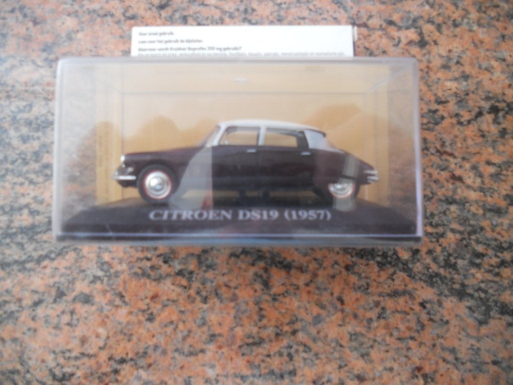 Citroën DS 19 en Panhard PL17, Ophalen of Verzenden, Nieuw, Auto, Overige merken