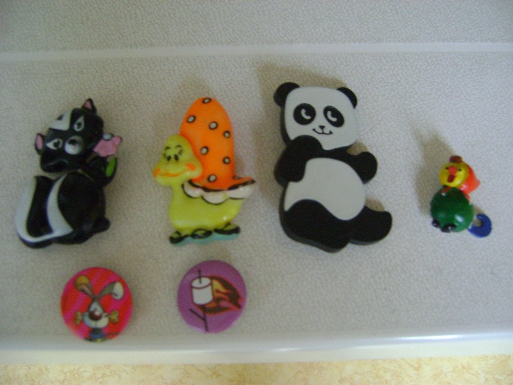 4kinder broches van panda vogel poes en eend en 2dieren pins, Ophalen of Verzenden, Zo goed als nieuw, Zwart, Broche